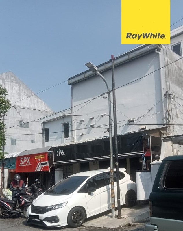 Dijual Rumah Pusat Kota di Jalan Serayu Surabaya