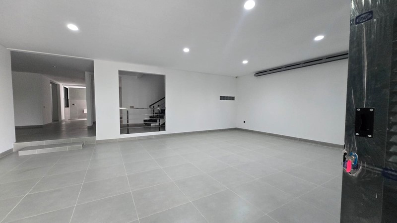 JUAL RUMAH BARU GRESS CITRALAND WATERFRONT MODERN MINIMALIST