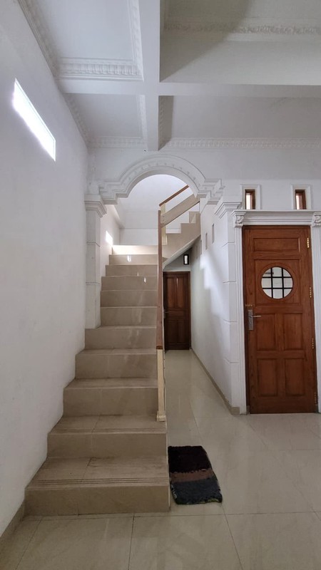 Dijual Rumah 2 Lantai Siap Huni Strategis di Maguwoharjo, Sleman (Dekat Lottemart & RS Hermina)