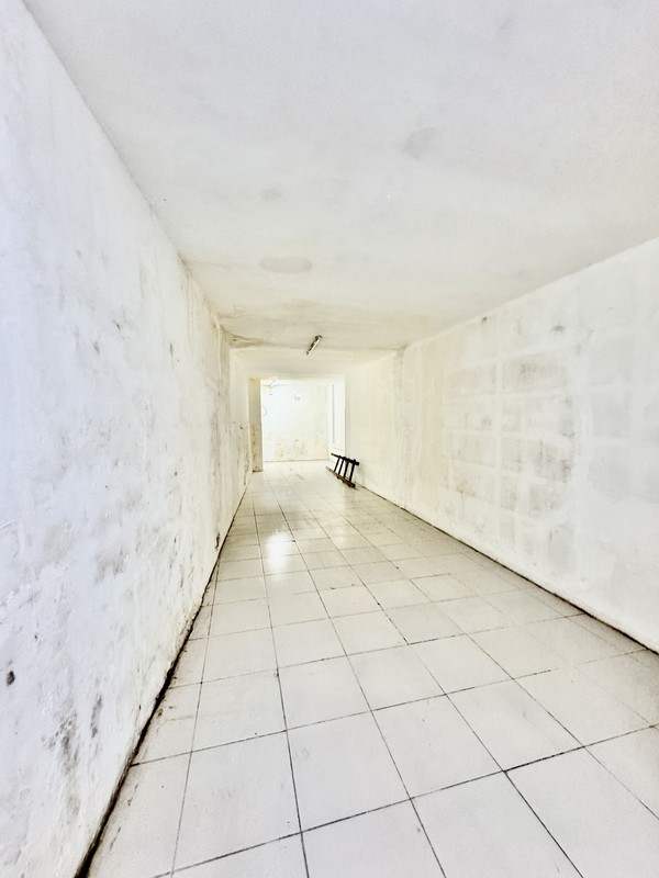 Dijual toko Ex Indomaret di Tanah Abang