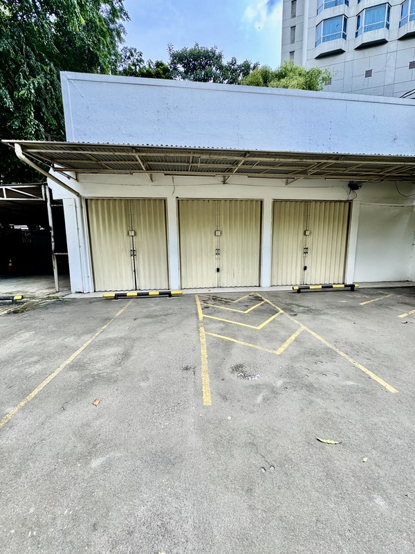 Dijual toko Ex Indomaret di Tanah Abang