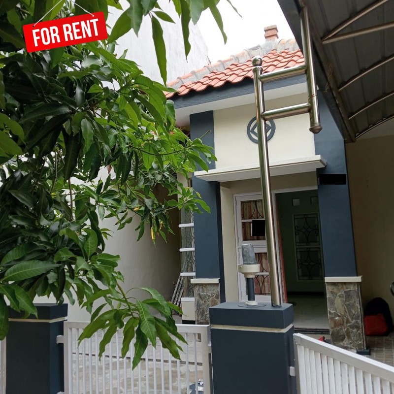 Rumah Sidoarjo Puri Surya Jaya Dikontrakan Dekat Sekolah Pembangunan Jaya