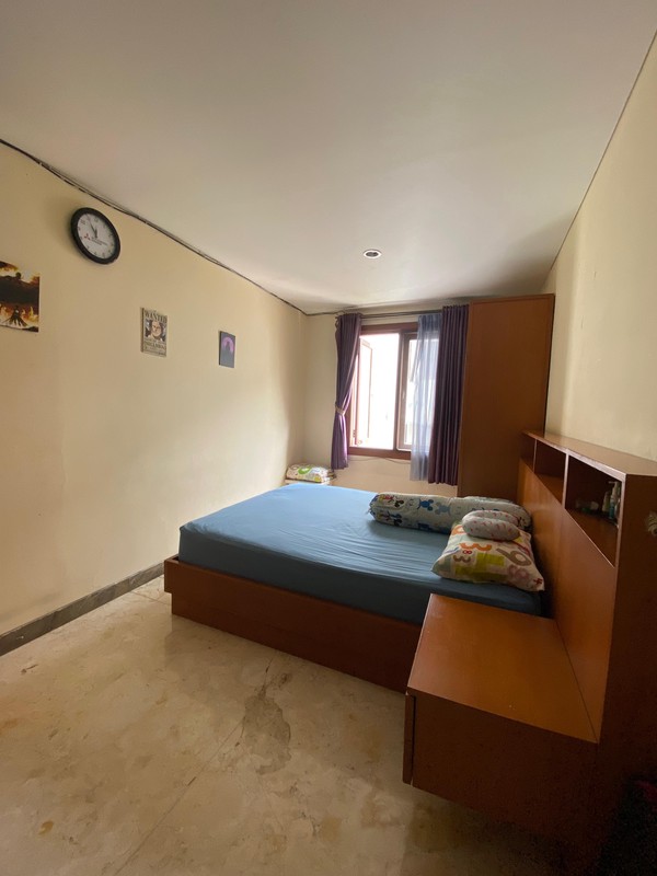 Rumah 2 Lantai Dalam Komplek Strategis dekat MRT Lebak Bulus