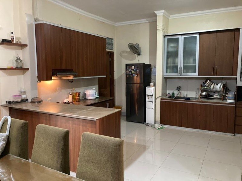 Rumah Terawat 2 Lantai di Cilandak Dekat Tol & MRT