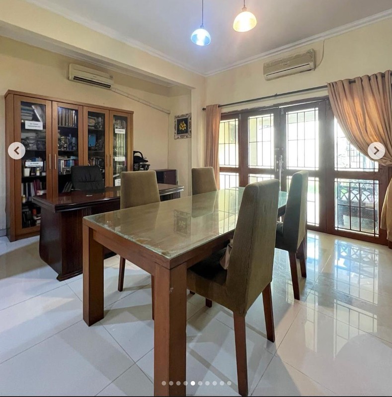 Rumah Terawat 2 Lantai di Cilandak Dekat Tol & MRT