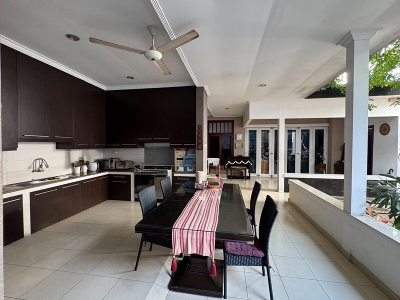 RUMAH DIJUAL JALAN SEMARANG JAKARTA PUSAT