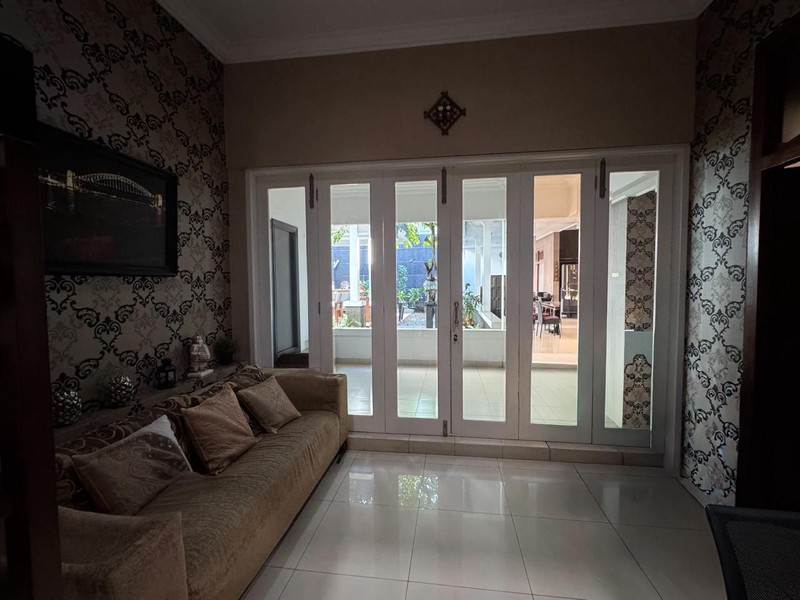 RUMAH DIJUAL JALAN SEMARANG JAKARTA PUSAT