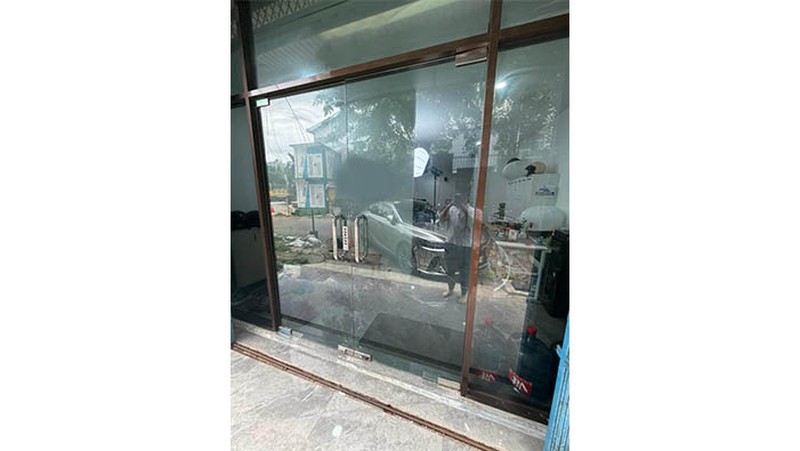 Dijual Ruko Plaza Pasific, Kelapa Gading, sudah renovasi, bagus