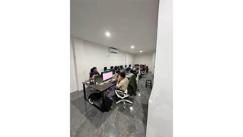 Dijual Ruko Plaza Pasific, Kelapa Gading, sudah renovasi, bagus