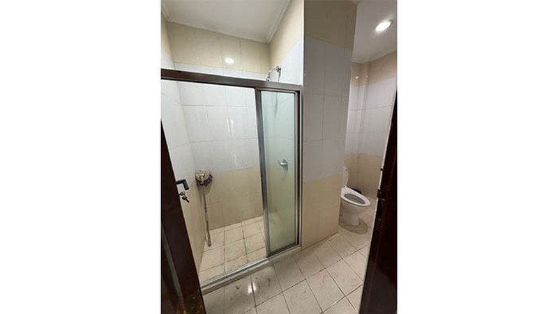 Dijual Ruko Plaza Pasific, Kelapa Gading, sudah renovasi, bagus