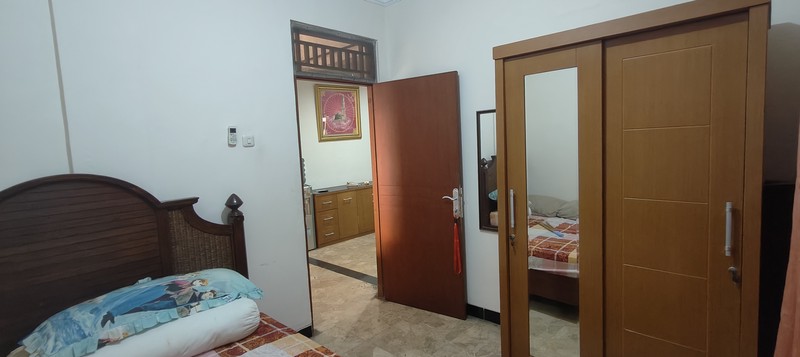 Dijual Rumah Mewah Siap Huni di Jantung Tebet Barat, Lokasi Prime, Akses Mudah & Harga Nego