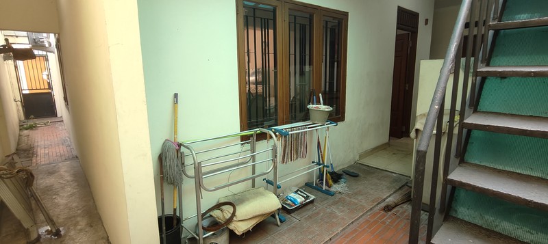 Dijual Rumah Mewah Siap Huni di Jantung Tebet Barat, Lokasi Prime, Akses Mudah & Harga Nego