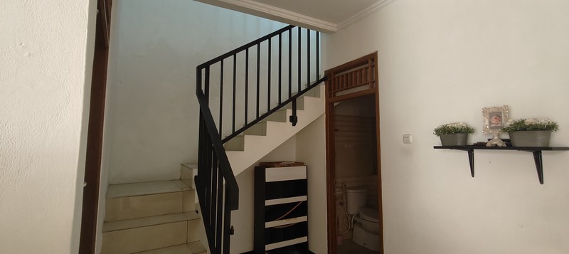 Dijual Rumah Mewah Siap Huni di Jantung Tebet Barat, Lokasi Prime, Akses Mudah & Harga Nego