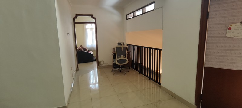 Dijual Rumah Mewah Siap Huni di Jantung Tebet Barat, Lokasi Prime, Akses Mudah & Harga Nego