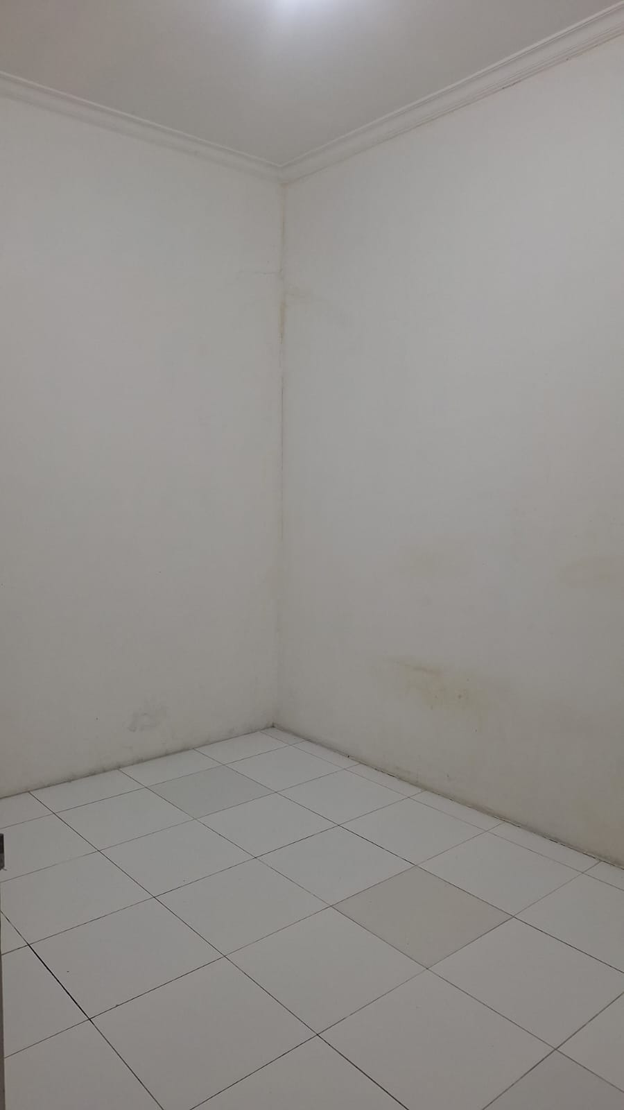 Rumah 1 lantai  minimalis dan Rapih, siap huni ,Harga Nego di Villa Gading Harapan Bekasi