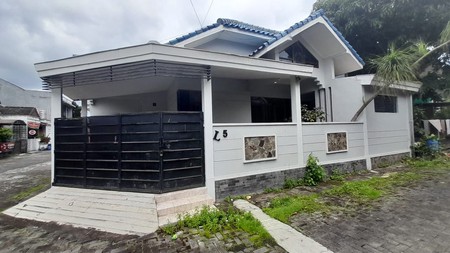 Rumah Tinggal dalam Perumahan Lingkungan Eksklusif  di Sewon Bantul 