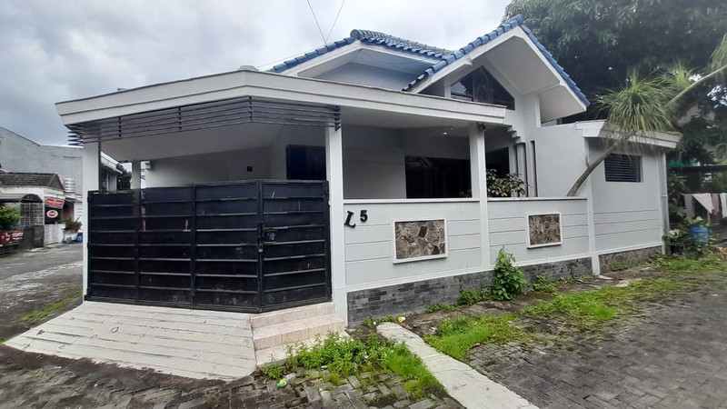 Rumah Tinggal dalam Perumahan Lingkungan Eksklusif  di Sewon Bantul 