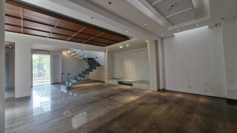 Dijual Rumah Siap Huni Lokasi Strategis Di Kebayoran Lama, Jakarta Selatan