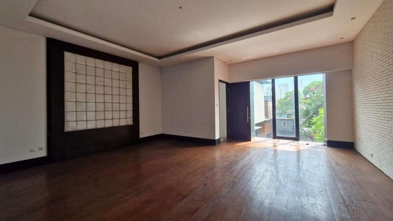 Dijual Rumah Siap Huni Lokasi Strategis Di Kebayoran Lama, Jakarta Selatan