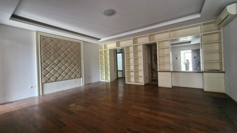 Dijual Rumah Siap Huni Lokasi Strategis Di Kebayoran Lama, Jakarta Selatan