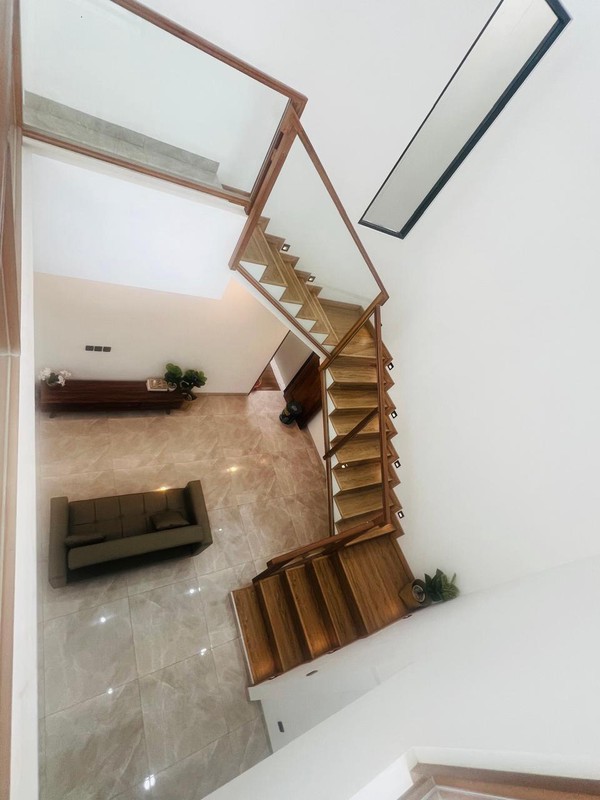 Rumah Minimalis 2 Lantai Siap Huni di BSD Dekat Sekolah dan Tol