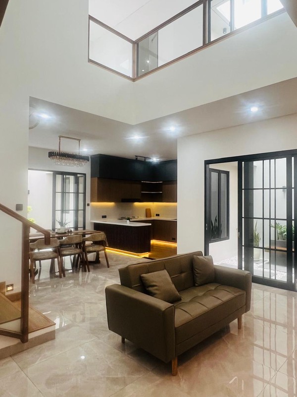 Rumah Minimalis 2 Lantai Siap Huni di BSD Dekat Sekolah dan Tol