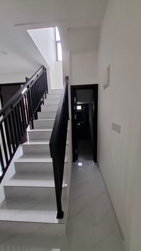 Rumah Siap Huni 2 Lantai di Puspita Loka BSD Dekat Sekolah