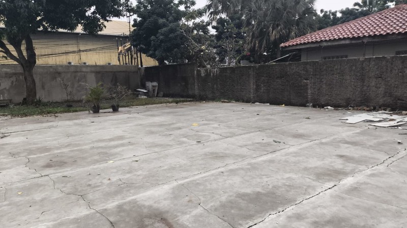 Kavling Luas di Jl H Adam Malik, Kreo Selatan, Larangan, Tangerang. Tiga Menit dari Halte TJ Petukangan D'MASIV