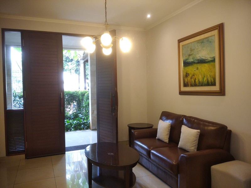 Sewa Rumah Luas Mutiara Kemang Jalan Madrasah Jakarta Selatan
