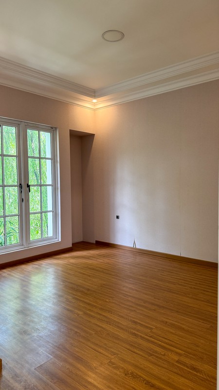 Rumah Mewah Impian Dengan Kolam Renang di Area Pondok Indah