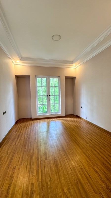 Rumah Mewah Impian Dengan Kolam Renang di Area Pondok Indah