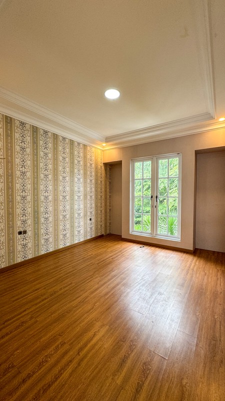 Rumah Mewah Impian Dengan Kolam Renang di Area Pondok Indah