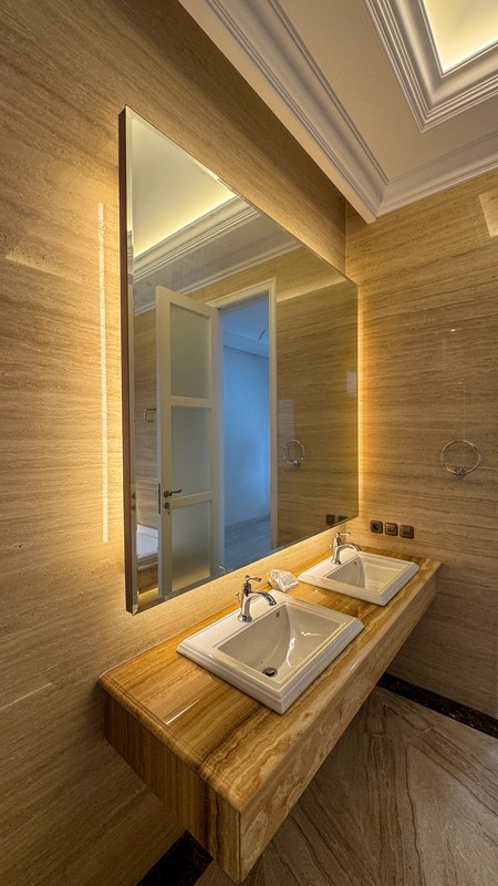 Rumah Mewah Impian Dengan Kolam Renang di Area Pondok Indah