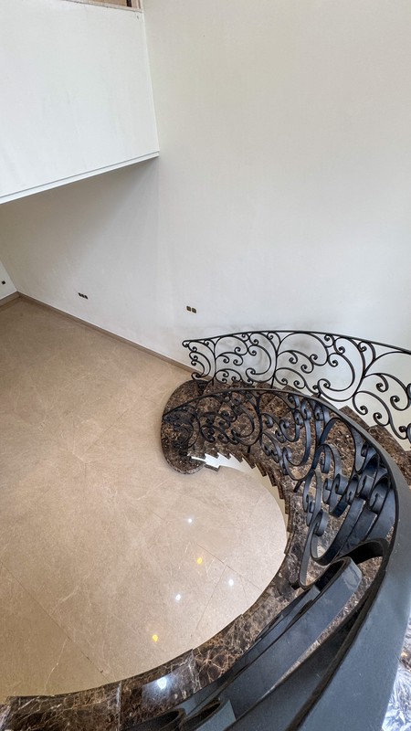 Rumah Mewah Impian Dengan Kolam Renang di Area Pondok Indah