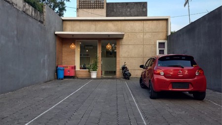 Homestay Strategis 15 Menit ke UGM - Investasi Menguntungkan di Jantung Sleman.