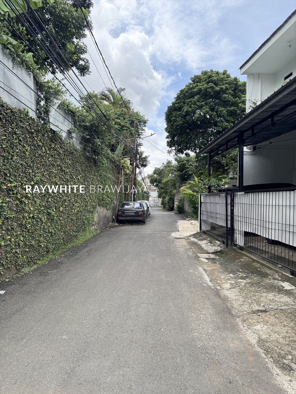 Rumah Kos-kosan Hampir selesai Lebak Bulus