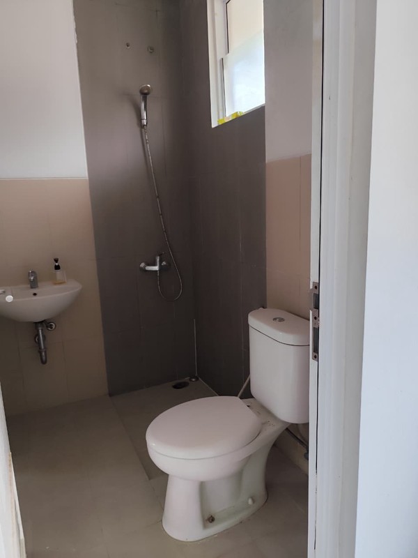 Rumah Nyaman 2 Lantai di Malibu Village Gading Serpong Tangerang dekat Aniva Junction Lokasi Strategis & Lingkungan Asri