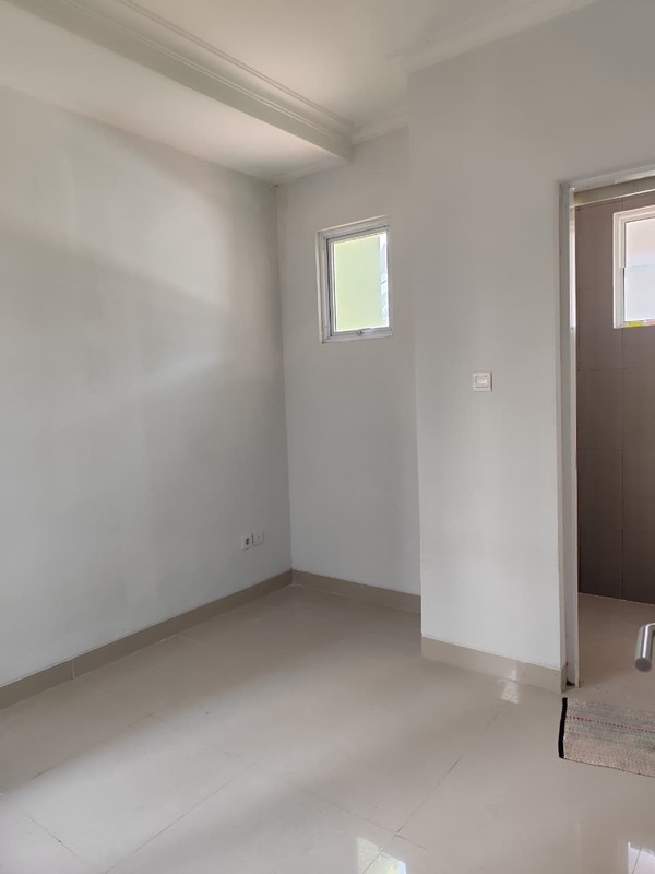 Rumah Nyaman 2 Lantai di Malibu Village Gading Serpong Tangerang dekat Aniva Junction Lokasi Strategis & Lingkungan Asri