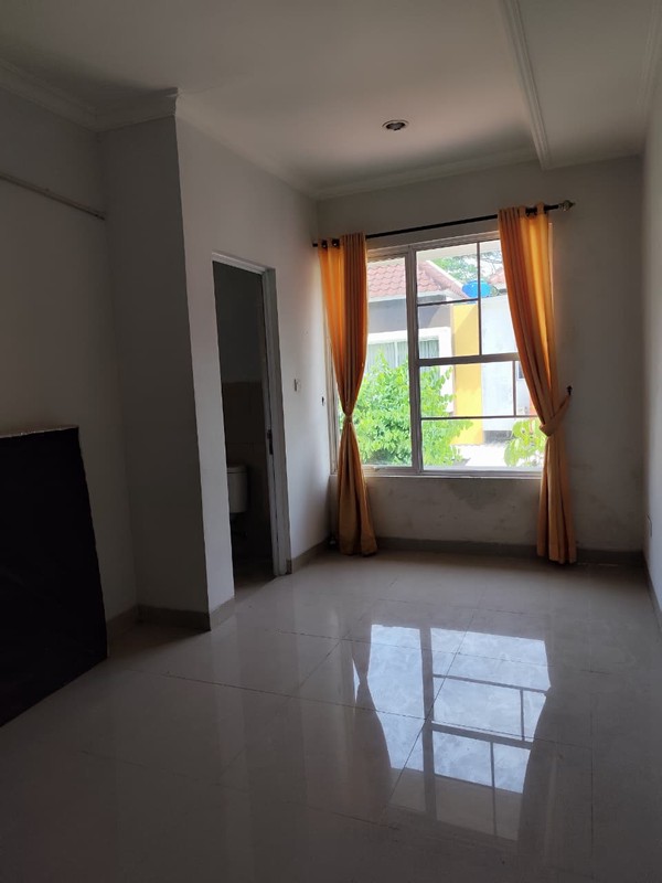 Rumah Nyaman 2 Lantai di Malibu Village Gading Serpong Tangerang dekat Aniva Junction Lokasi Strategis & Lingkungan Asri