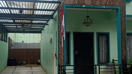 Dijual Cepat Rumah Nyaman Full Fasilitas di Tran Village Cibubur, Jakarta Timur 