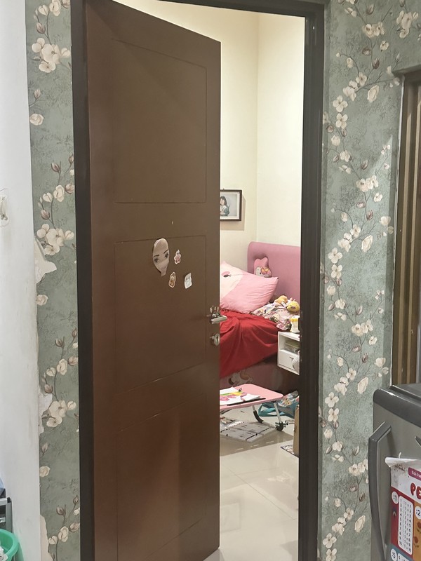 Dijual Cepat Rumah Nyaman Full Fasilitas di Tran Village Cibubur, Jakarta Timur 