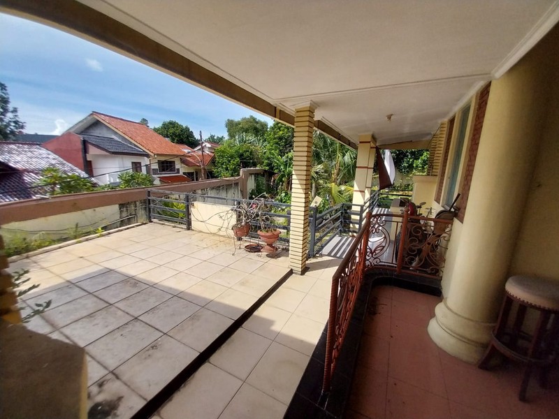 Rumah Terawat Luas Halaman Besar - Jagakarsa, Ciganjur