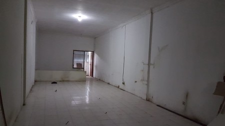 Sewa Ruko 3 Lantai Raya Darmo Baru Barat Lokasi Strategis 