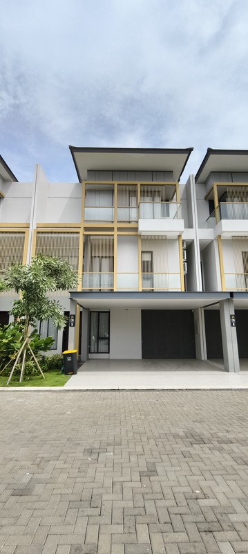 Rumah Baru full furnished di EONNA BSD CITY, Dekat EastVara Mall