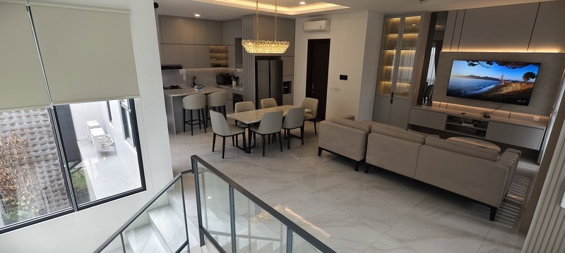 Rumah Baru full furnished di EONNA BSD CITY, Dekat EastVara Mall