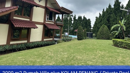 Dijual Rumah Villa Trawas JATIM- Area Royal Trawas - Plus Ada Kolam Renang / Private Pool - Halaman Hijau Dan Carport Luas 