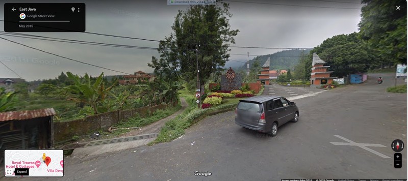 Dijual Rumah Villa Trawas JATIM- Area Royal Trawas - Plus Ada Kolam Renang / Private Pool - Halaman Hijau Dan Carport Luas 