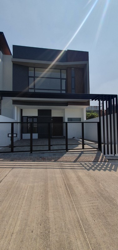 RUMAH BARU  MODERN GRANDE RAYA SETRA DUTA