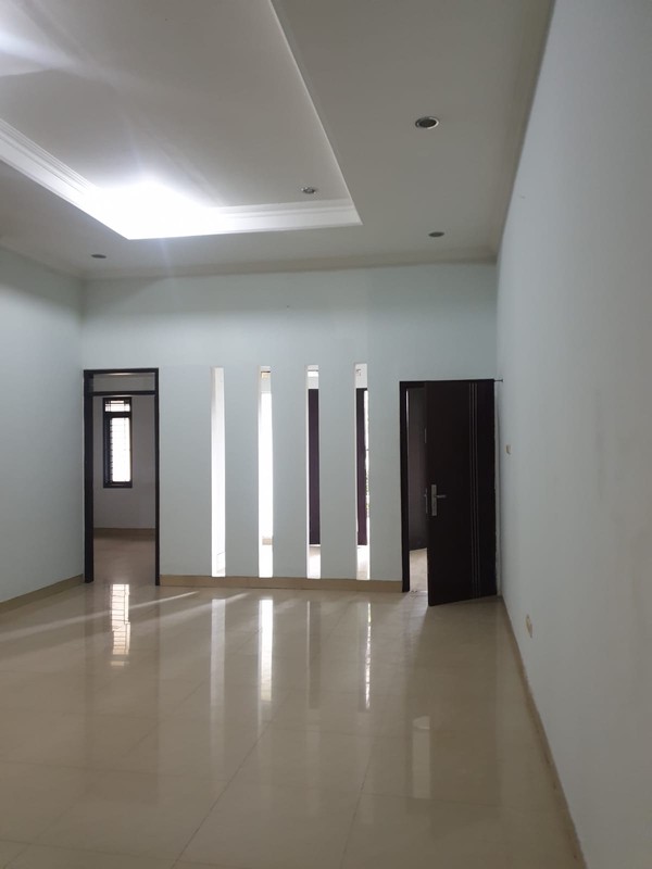 DIJUAL RUMAH SIAP HUNI SINGGASANA