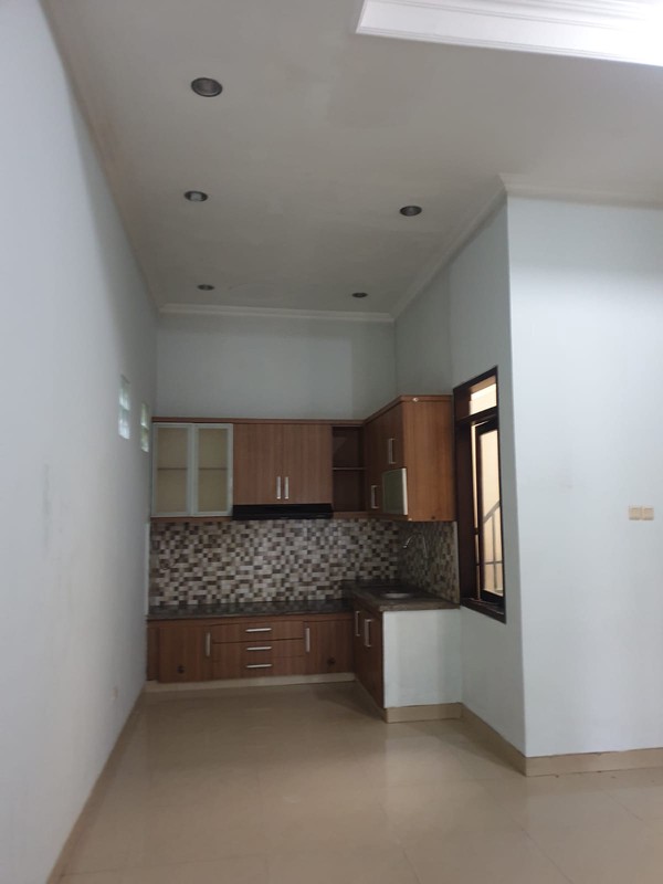 DIJUAL RUMAH SIAP HUNI SINGGASANA